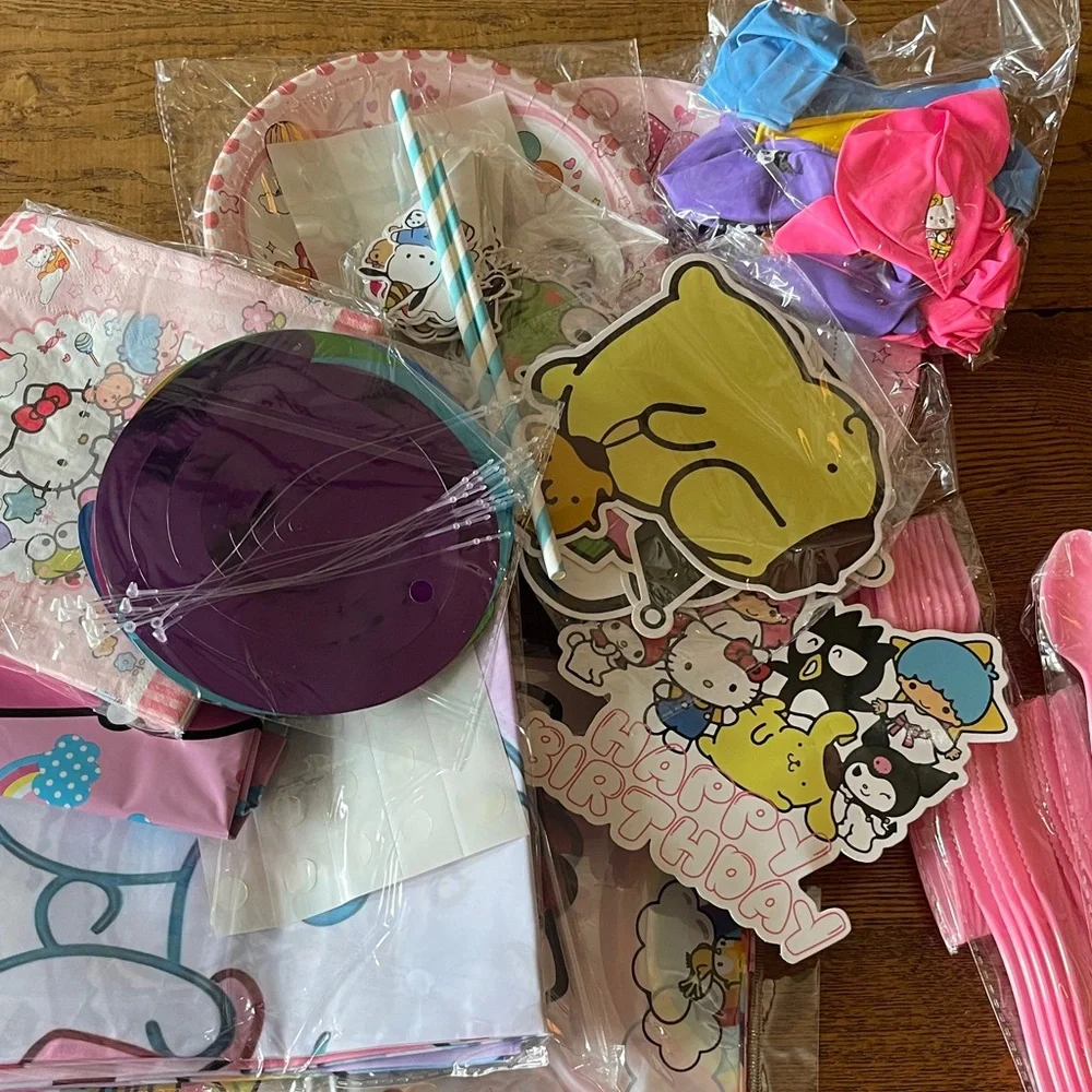 Hello Kitty Birthday Party Supplies Bundle